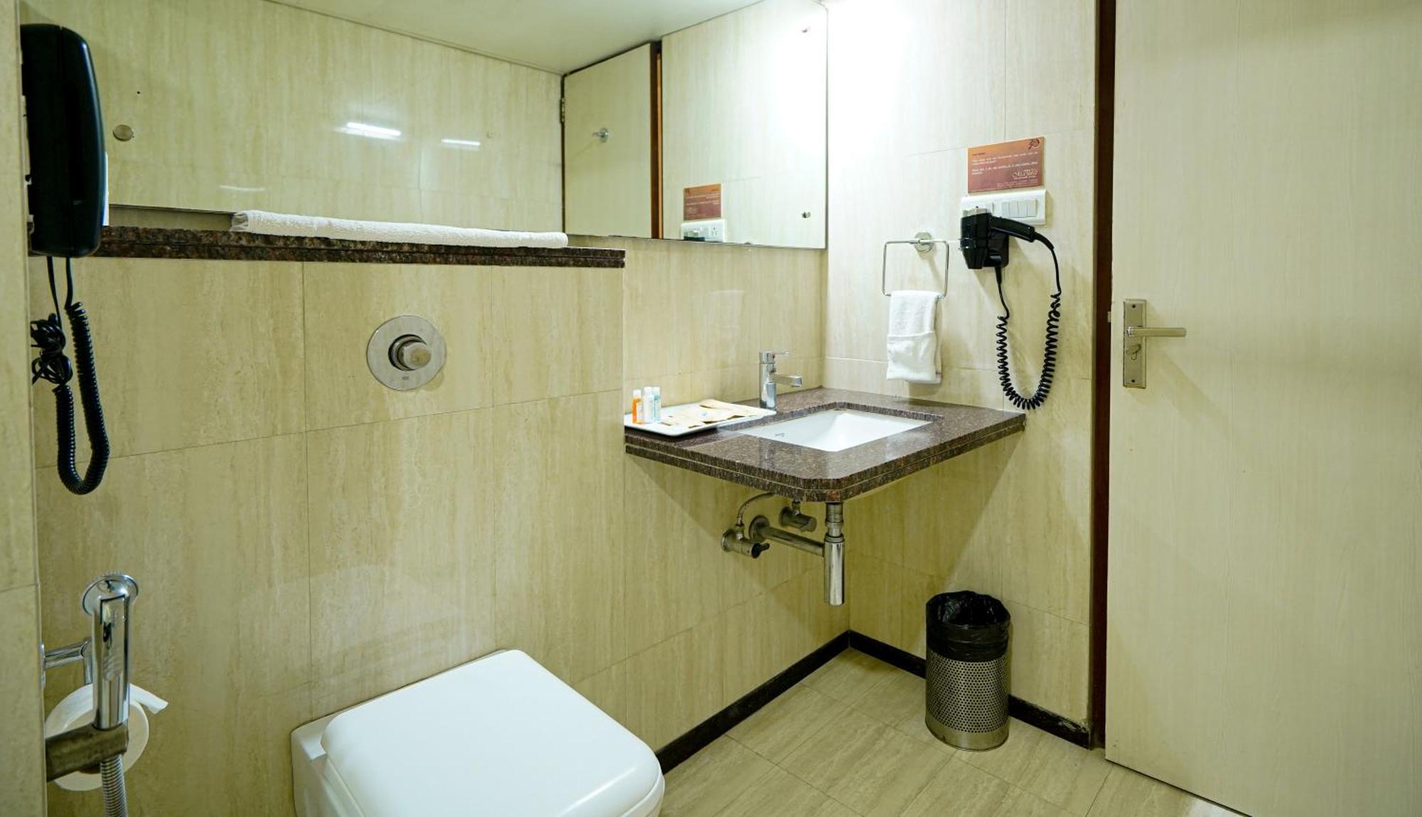 Hotel Mayura Rāipur Exteriér fotografie